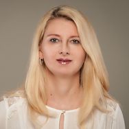 Manuela Zeughan